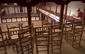 Almagro, Plaza Mayor y Palacios entorno al Corral de Comedias.. El Corral de Comedias acoge al Festival Internacional de Teatro