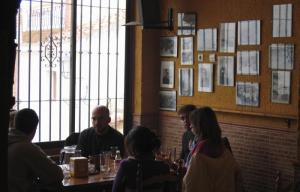 Un paseo milenario por la Comarca del Marquesado. Uno de los mejores lugares para ir de cañas y tapas